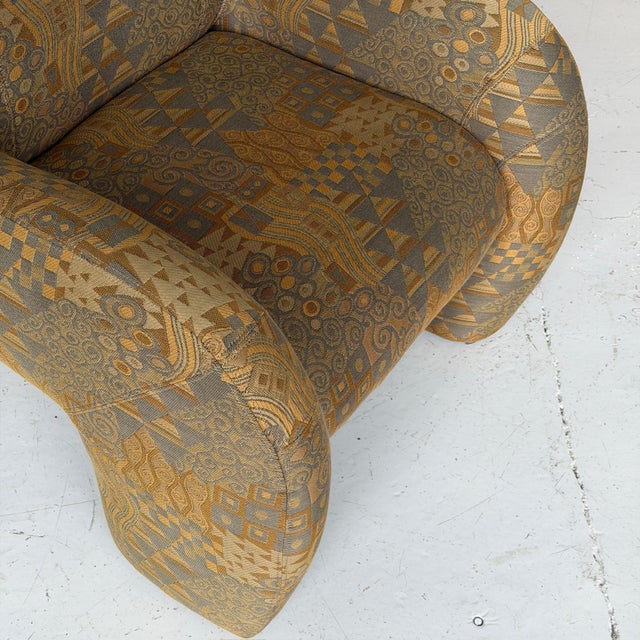 Postmodern 1980s Tri Leg Postmodern Lounge Chairs by Preview, 2 Pieces For Sale - Image 3 of 8