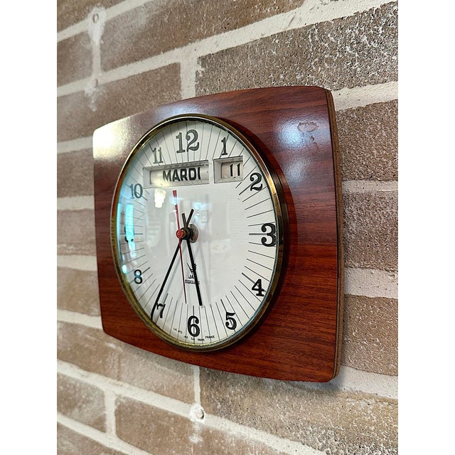 French JAZ Transistor Wall Clock with Calendar, 1960s For Sale - Image 4 of 5