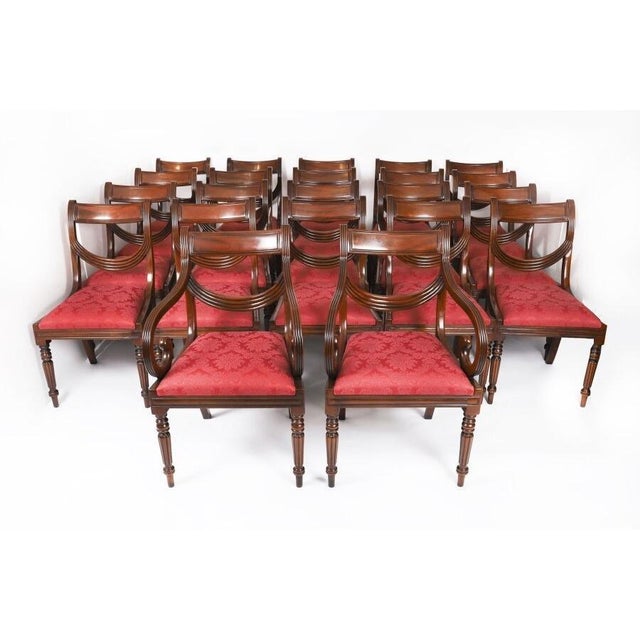 Antique Extendable Dining Table and Balloon Back Chairs in Mahogany, 1800s, Set of 17 For Sale - Image 15 of 18
