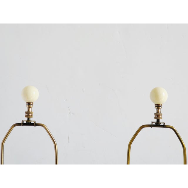 Vintage Tole Painted French Style Tea Caddy Table Lamps-a Pair For Sale In New York - Image 6 of 15