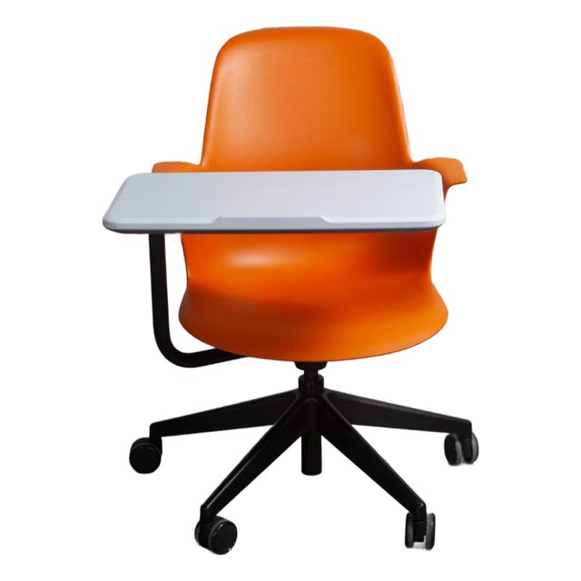 Early 21st Century Modern Steelcase Orange Node Task Chair W/Work Surface & 5 Prong Base For Sale