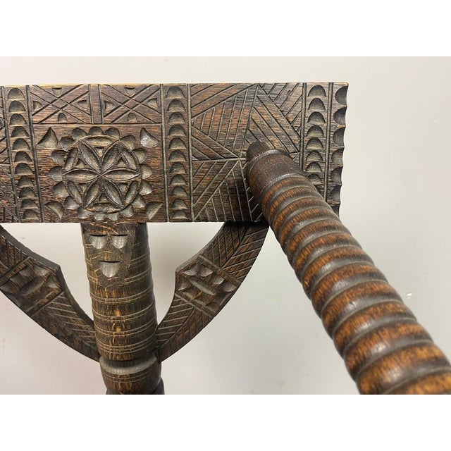 Ethiopian Gurage Chieftains Chair in Hand-Carved Hardwood, 1930s For Sale - Image 14 of 18
