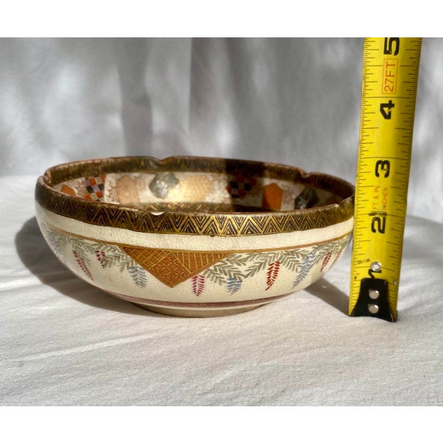 Antique Japanese Satsuma Bowl, Meiji Period (C. 1885–1905), Samurai Scene With Moriage Gilt For Sale - Image 10 of 11