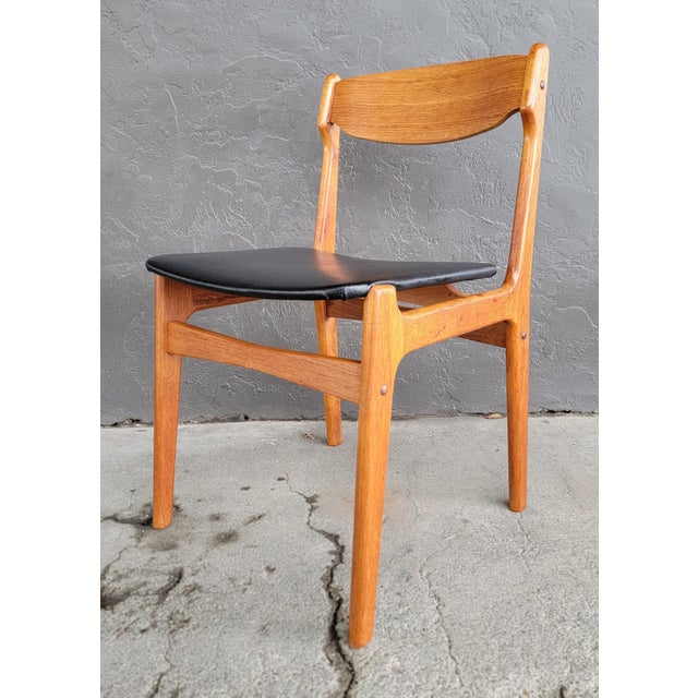 Set 4 Teak Danish Modern Dining Chairs Manner of Erik Buch 1960's For Sale - Image 9 of 14