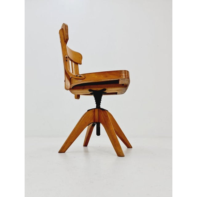 Bauhaus swivel office chair in solid wood buying By Puffdreh Kontorchair 1930s The chair is in good condition...
