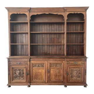 Late 19th Century English Oak Bookcase For Sale