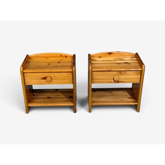 Swedish Modern, Bedside Tables, Knotty Pine, Sweden, 1960s For Sale In New York - Image 6 of 11