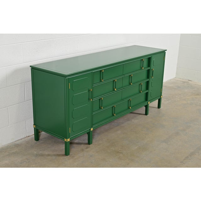 Thomasville Thomasville Hollywood Regency Chinoiserie Green Lacquered Long Dresser or Credenza, Newly Refinished For Sale - Image 4 of 14