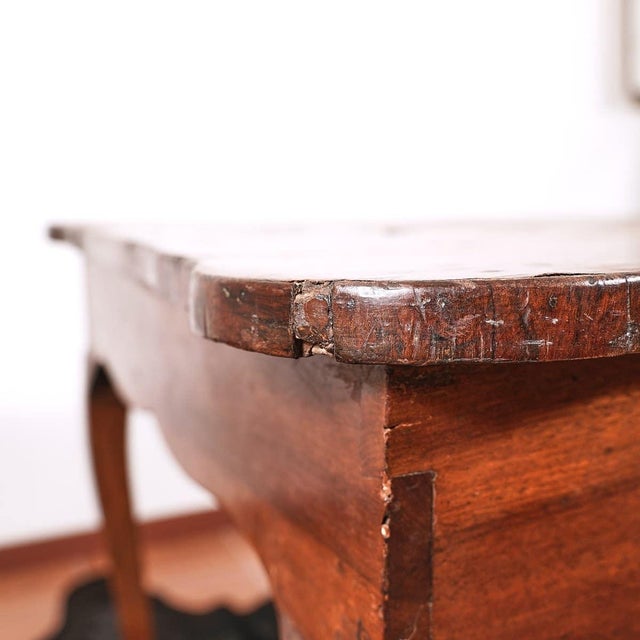 Has several imperfections highlighted in the photos Height: 75 Width: 75 Depth: 75 This piece is attributed to the...