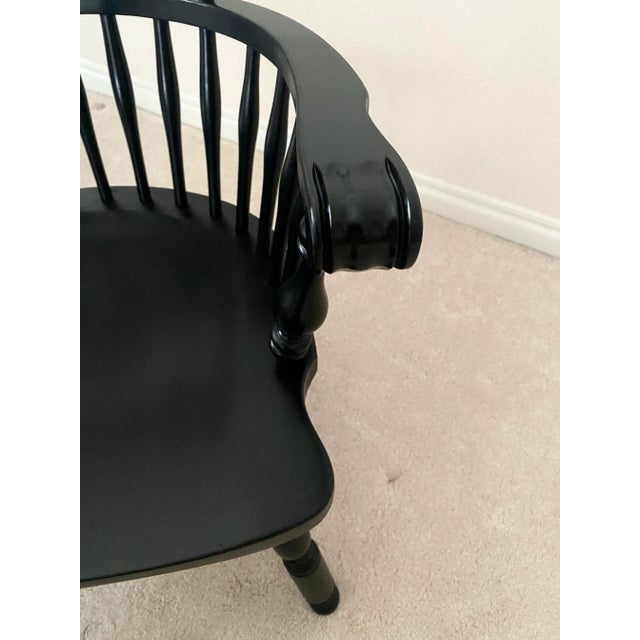 Mid 20th Century Exquisite Ethan Allen Baumritter Stunning Black Windsor Comb Back Armchair Excellent Condition For Sale - Image 11 of 17