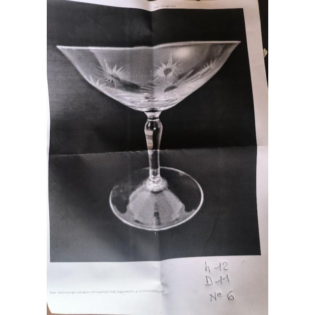 Art Deco Champagne Glasses in Engraved Crystal, 1930s, Set of 6 For Sale - Image 4 of 5
