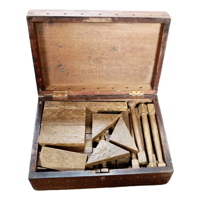 Victorian Architectural Wooden Blocks in Original Box, 1880s, Set of 20 For Sale