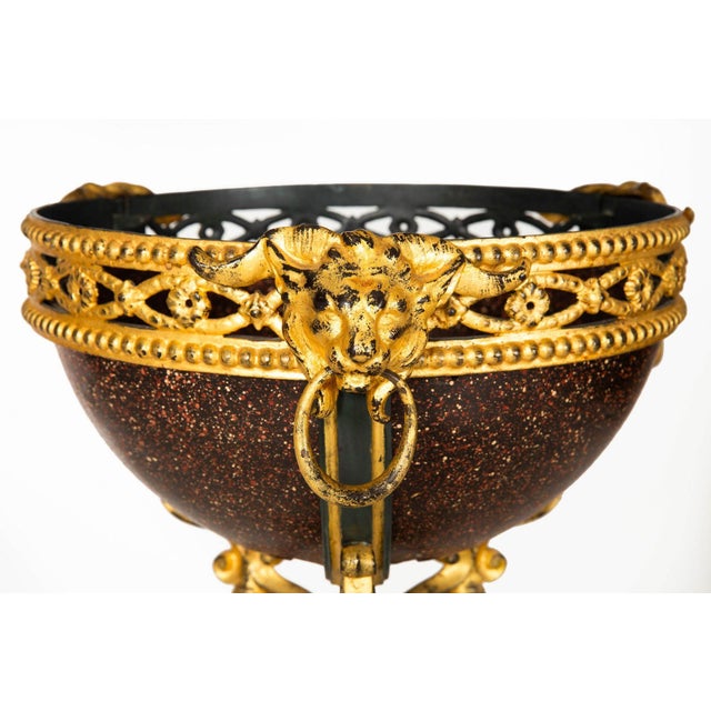 Early 20th Century Regency Style Gilt and Faux Porphyry Iron Athenienne Jardinierre Plant Stand For Sale - Image 5 of 18