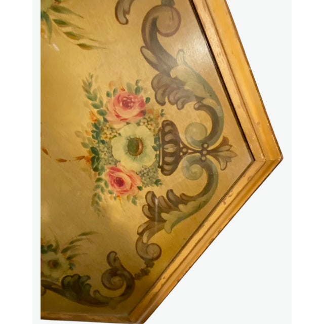 Gold Vintage Italian Florentine Hexagon Coffee Table Hand Painted Gold Gilt Hollywood Regency For Sale - Image 8 of 14