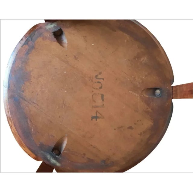 Early American Classical Two Tier Occasional Table For Sale In Washington DC - Image 6 of 8