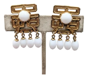 Vintage 1960s Signed Napier Asian Inspired White Drops Clip Earrings