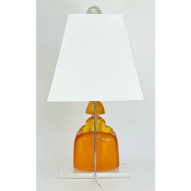 2020s Lucite Table Lamp After the Velázquez Painting "Las Meninas" & Manolo Valdés For Sale - Image 5 of 9