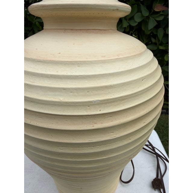 Vintage Ribbed Ceramic Table Lamps – Pair For Sale - Image 11 of 12