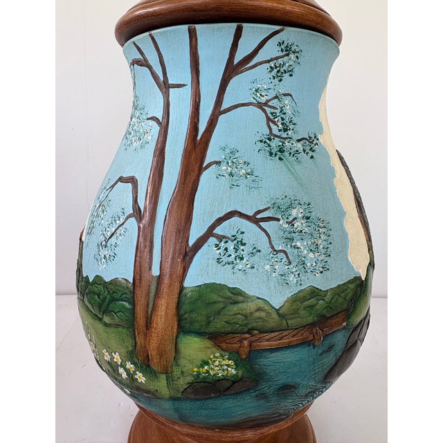 Vintage Hand-Painted Gristmill Ceramic Table Lamp With Wood-Tone Lid and Base 13.5” For Sale In Orlando - Image 6 of 12