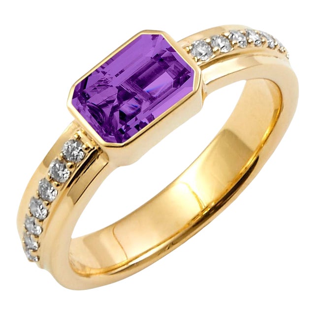 Syna Yellow Gold Amethyst Ring with Diamonds For Sale