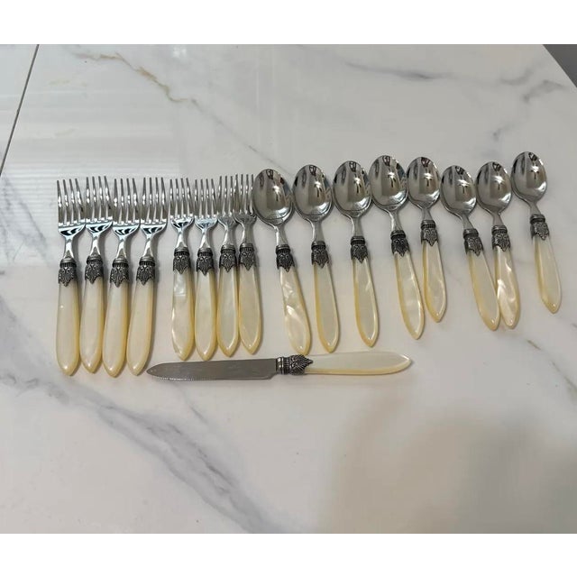 Mid 20th Century Stainless Steel Eme Inox Napoleon Flatware Set, Made in Italy From 18/10 Pearlized Acrylic Handler/Pearl Ivory Set for 8- 17 Pieces For Sale - Image 12 of 12