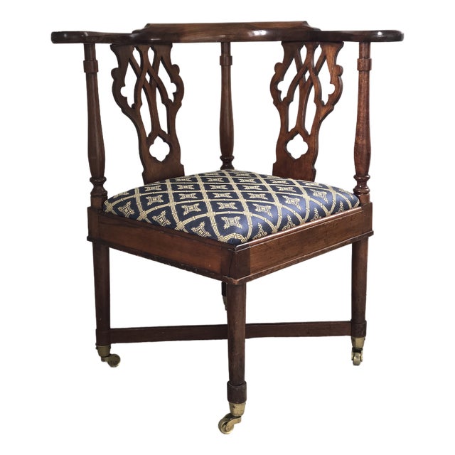 Antique Victorian Mahogany Corner Chair With Brass Casters, Late 19th Century For Sale