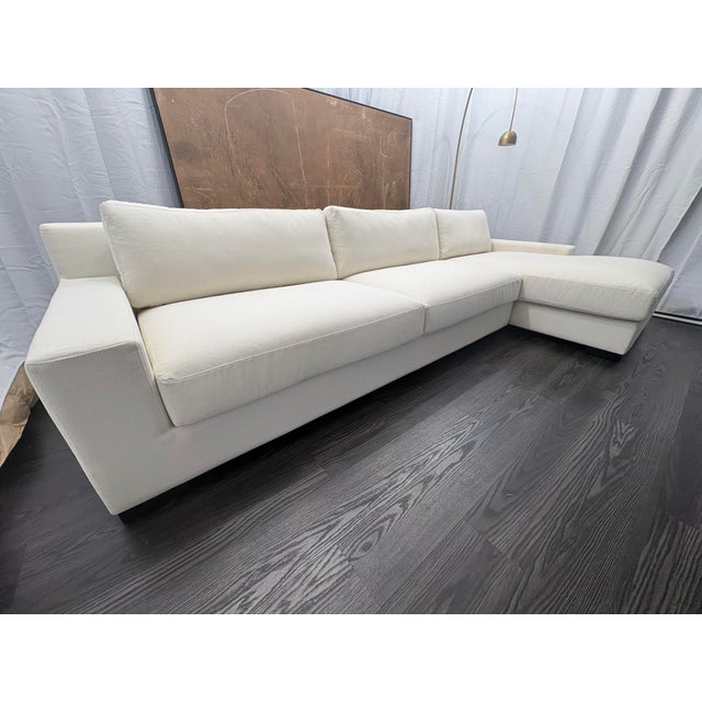 Rh Modena Track Arm Right-Arm Chaise Sectional – Performance Linen Weave in Natural For Sale - Image 11 of 18