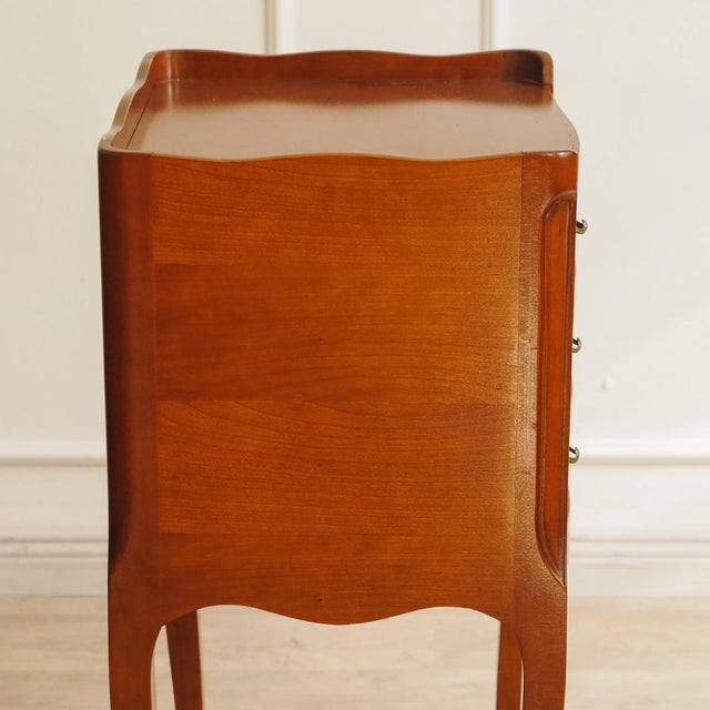 Vintage Louis XV Style Bedside Tables, Set of 2 For Sale - Image 5 of 11