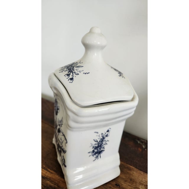 1980s T. Delfts Bleau Dutch Blue and White Ceramic Kitchen Canister Set – 11 Pieces For Sale - Image 12 of 18