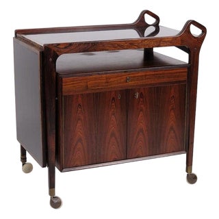 Bar Cabinet on Wheels with Foldable Top in Rosewood from Dyrlund, 1960s For Sale