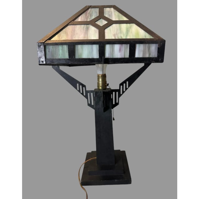 Wood Early 20th Century Mission Arts & Crafts Style Metal Framed Slag Glass Table Lamp With Oak Base For Sale - Image 7 of 12