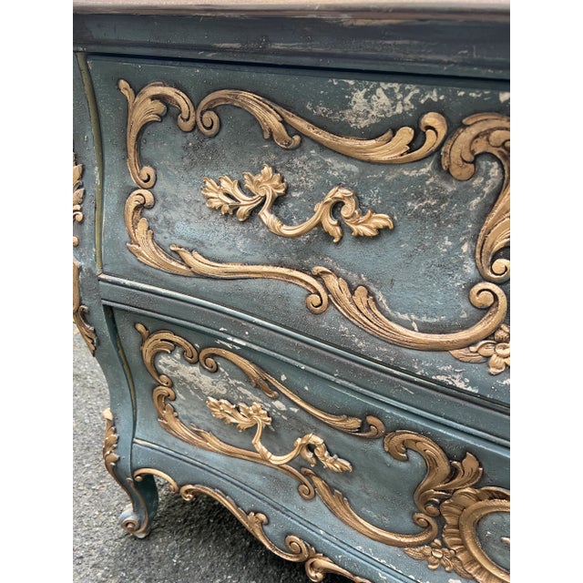Weiman Louis XV French Provincial Carved Commode For Sale - Image 11 of 13