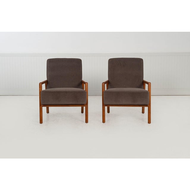 1950s t.h. Robsjohn-Gibbings for Widdicomb Pair of Model 1601 Lounge Chairs, 1955 For Sale - Image 5 of 12