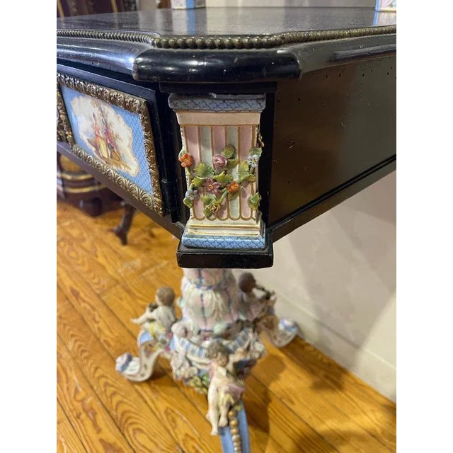 German Dressing Table in Ebonized Wood and Dresden Porcelain, 19th Century For Sale - Image 12 of 13