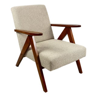 Model B-310 Chair in Beige Boucle, 1970s For Sale