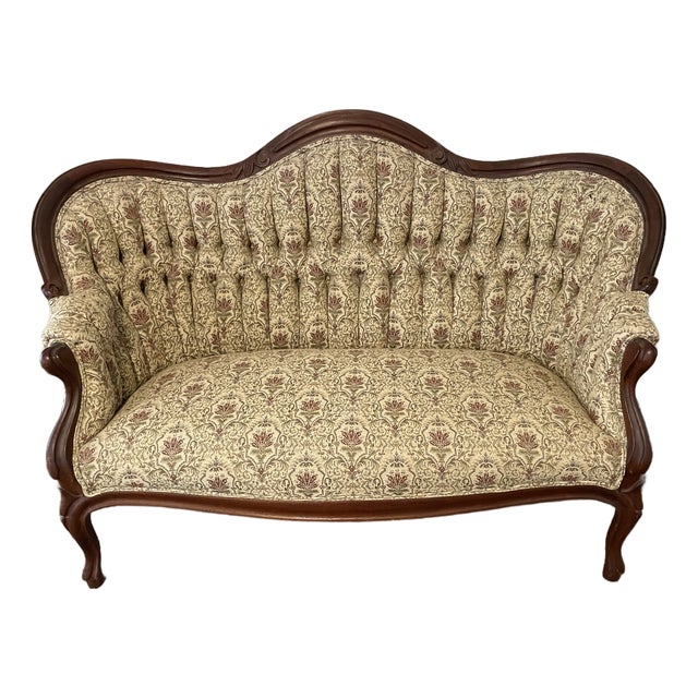 Late 19th Century Victorian Love Seat For Sale