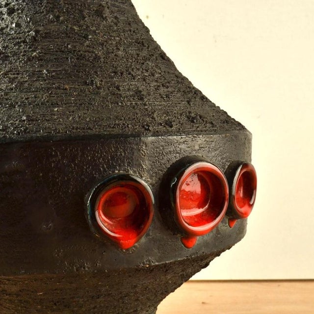 Studio Art Ceramic Table Lamp attributed to Rogier Vande Weghe for Perignem, 1960s For Sale - Image 4 of 9