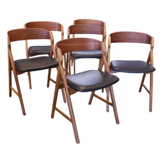 Model 71 Chair in Teak, Oak and Leather by Henning Kjærnulf, 1960s, Set of 6 For Sale