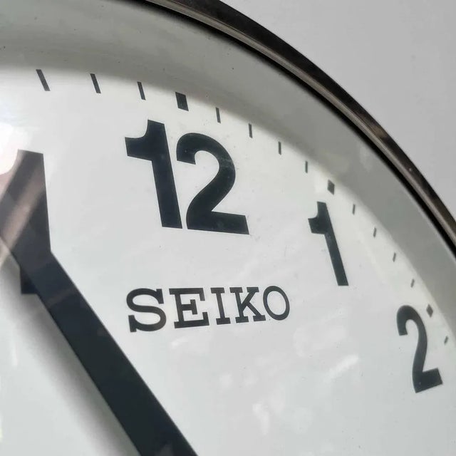 Industrial Seiko KH411S Wall Clock, Japan, 1980s For Sale - Image 4 of 8