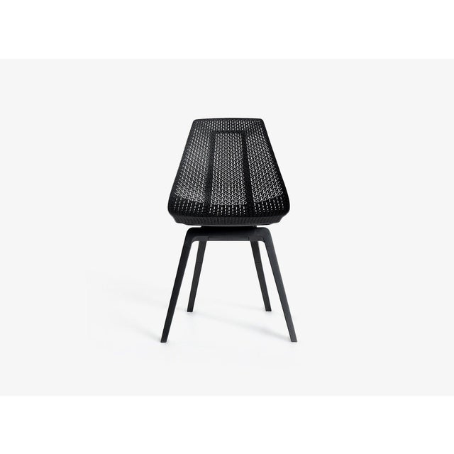 Contemporary Noho Move Chairs in Black by Formway, Set of 6 For Sale - Image 3 of 8