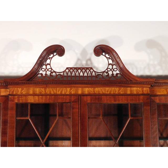 Baker Historic Charleston Flame Mahogany Chippendale Breakfront China Cabinet For Sale - Image 12 of 16