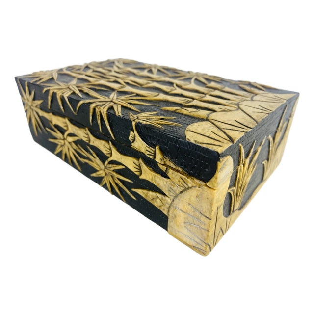 Elegant Vintage Hand Carved Stone Trinket Box. For Sale