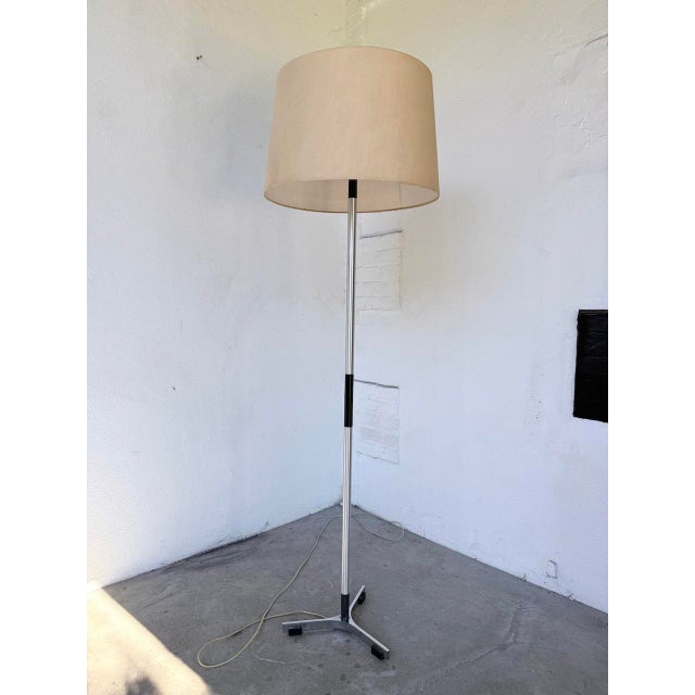 Vintage Chrome Tripod Floor Lamp, 1970s For Sale - Image 10 of 18
