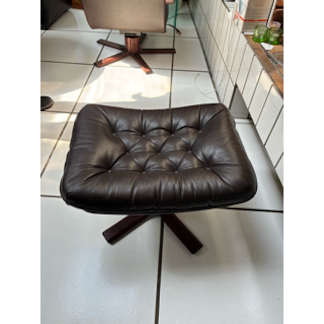 Set of Scandinavian Lounge Chair & Footstool, 1960, Set of 2 For Sale - Image 6 of 7