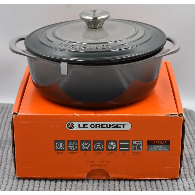 French Le Creuset Round Dutch Oven Enameled Cast Iron Cocotte For Sale - Image 4 of 9