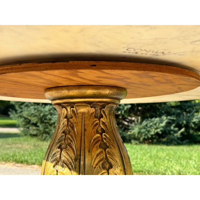1960s Conmar Italian Hollywood Regency Coffee Table With Carrara Marble Top | Hand-Carved Giltwood Acanthus Pedestal | Made in Italy For Sale - Image 6 of 15
