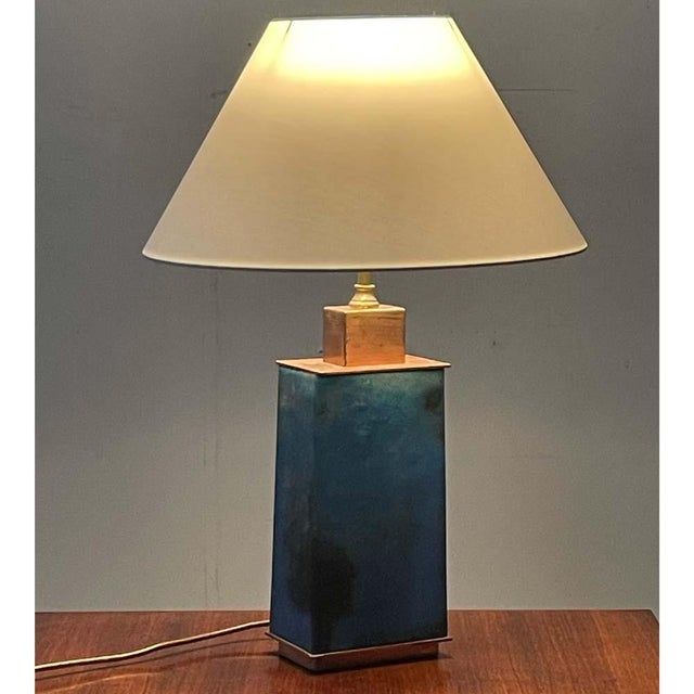 Enamelled Metal Table Lamp, 1950s, in Good conditions. Designed 1950 to 1959 European Plug (up to 250V).The wiring of this...