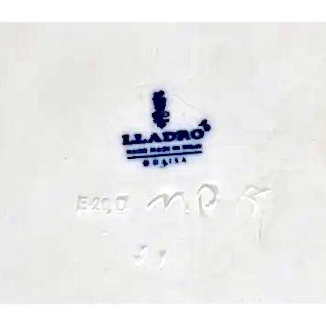 Lladro "Nappy Eskimo" Figure by Juan Huerta For Sale In San Francisco - Image 6 of 6