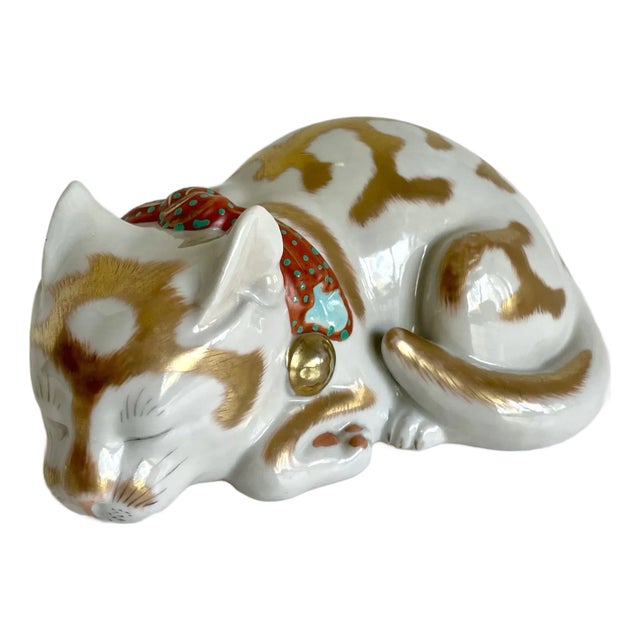 Early 1900's Japanese Kutani Porcelain Sleeping Cat For Sale