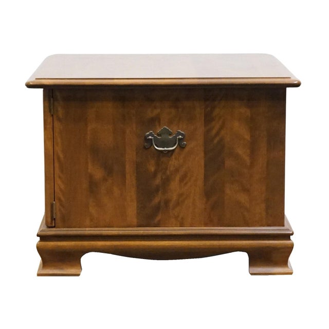 Wood Ethan Allen Heirloom Nutmeg Maple Colonial Early American 27" Square Accent Storage End Table 10-8635 For Sale - Image 7 of 11